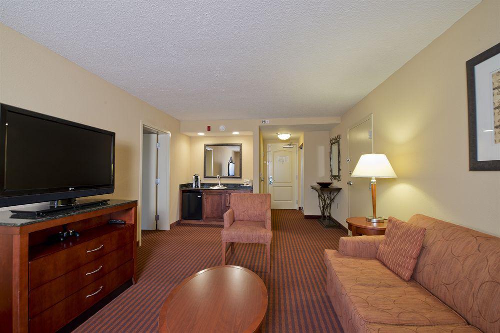 Hilton Garden 3*
